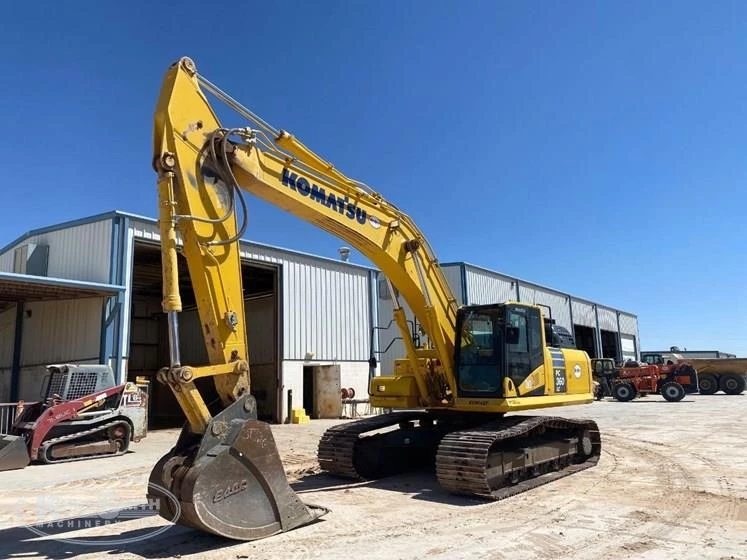 Used Komatsu in yard